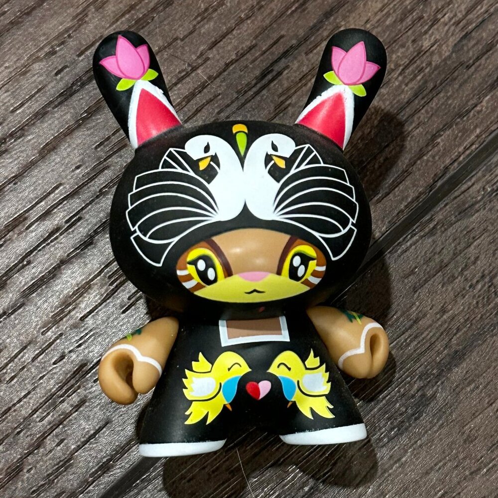 Kidrobot Dunny 2010 series vinyl Tao figure by Sneaky Racoon with box and card 3